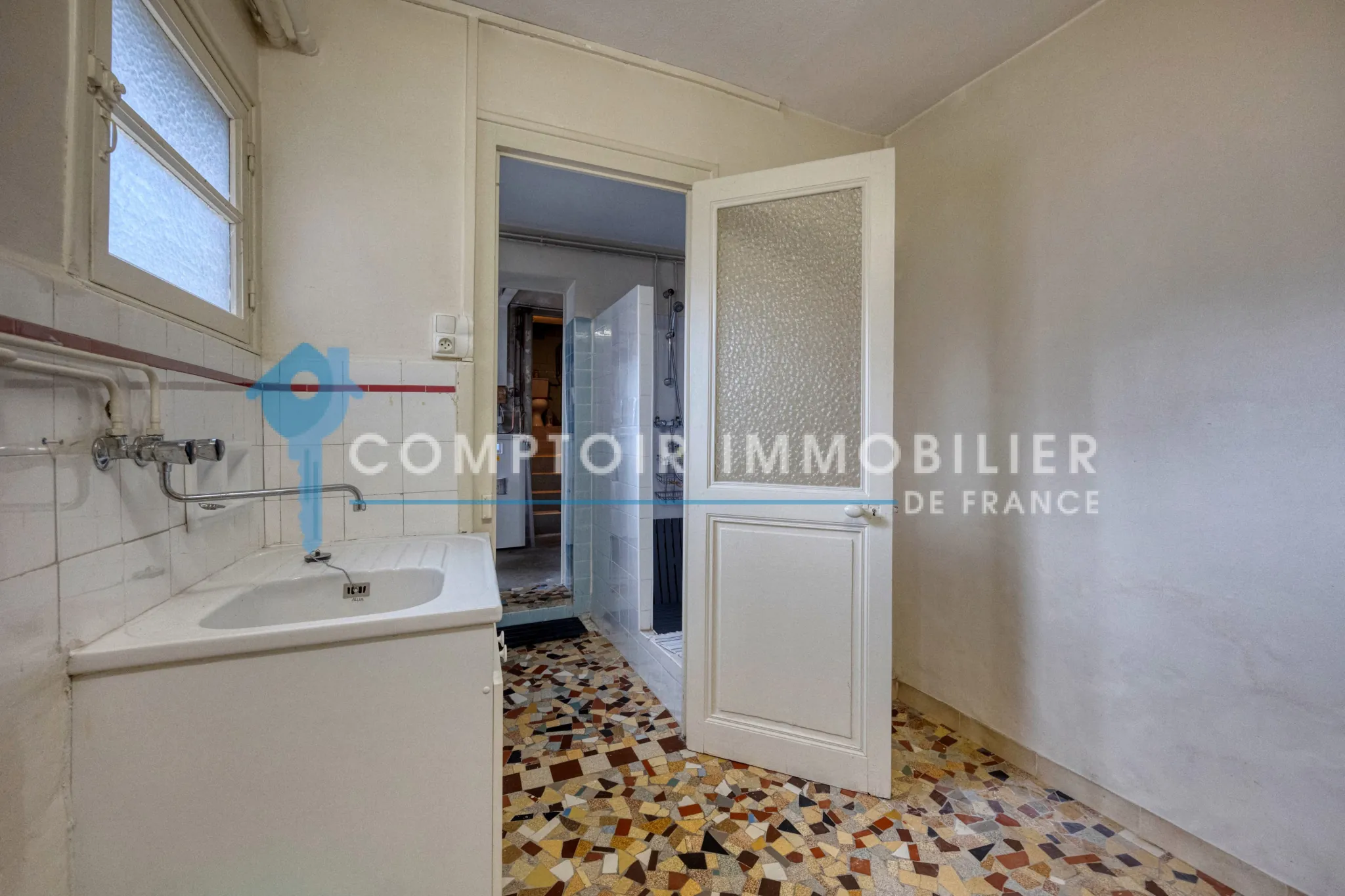 Ensemble immobilier à Biviers (38) - Maison, appartements et dépendances avec terrain de 264m² 