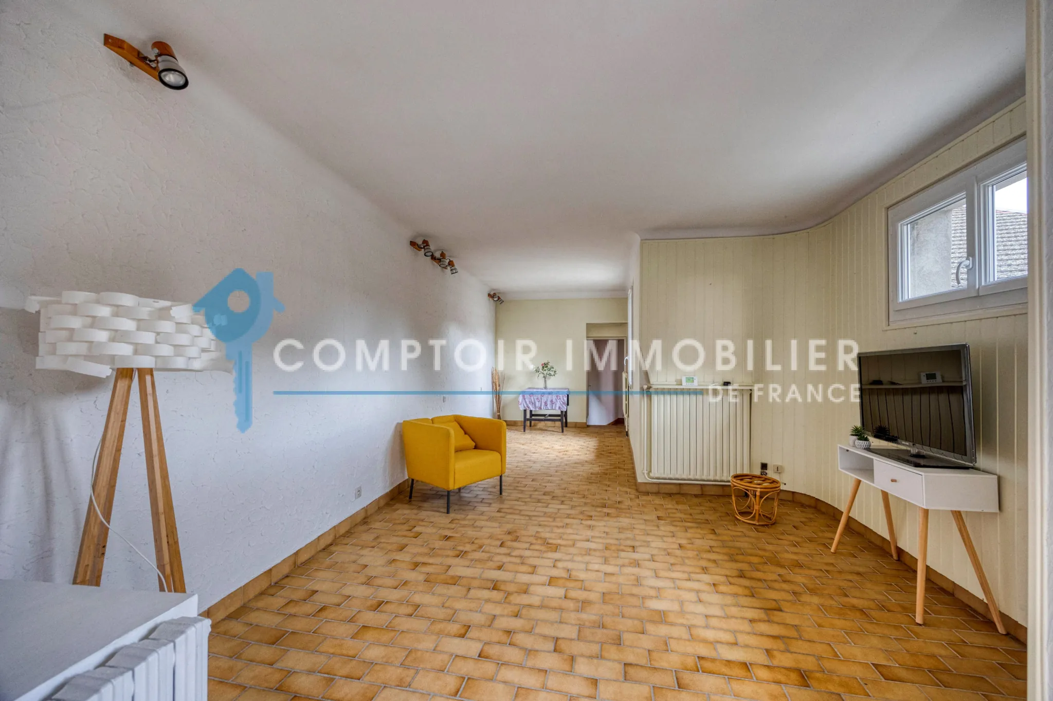 Ensemble immobilier à Biviers (38) - Maison, appartements et dépendances avec terrain de 264m² 