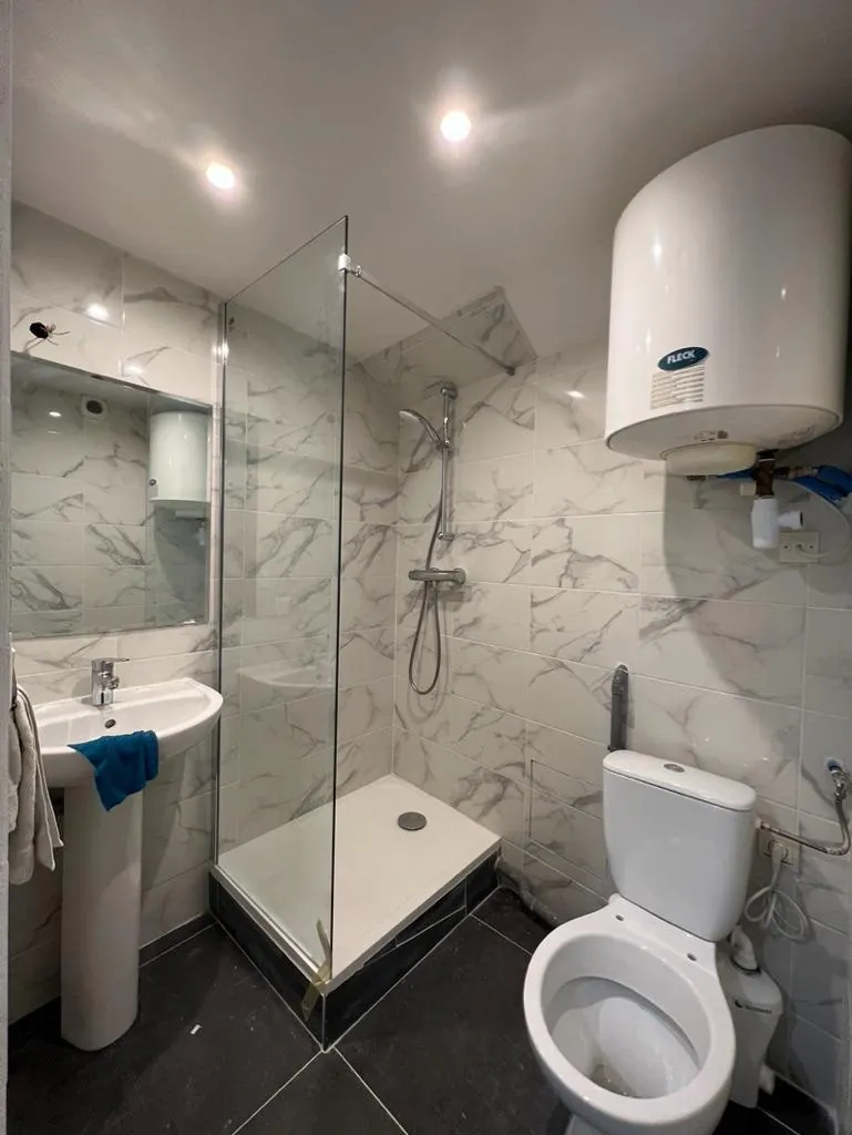 Maison de ville à Juziers avec 6 logements, à 30 min de Paris Saint-Lazare 