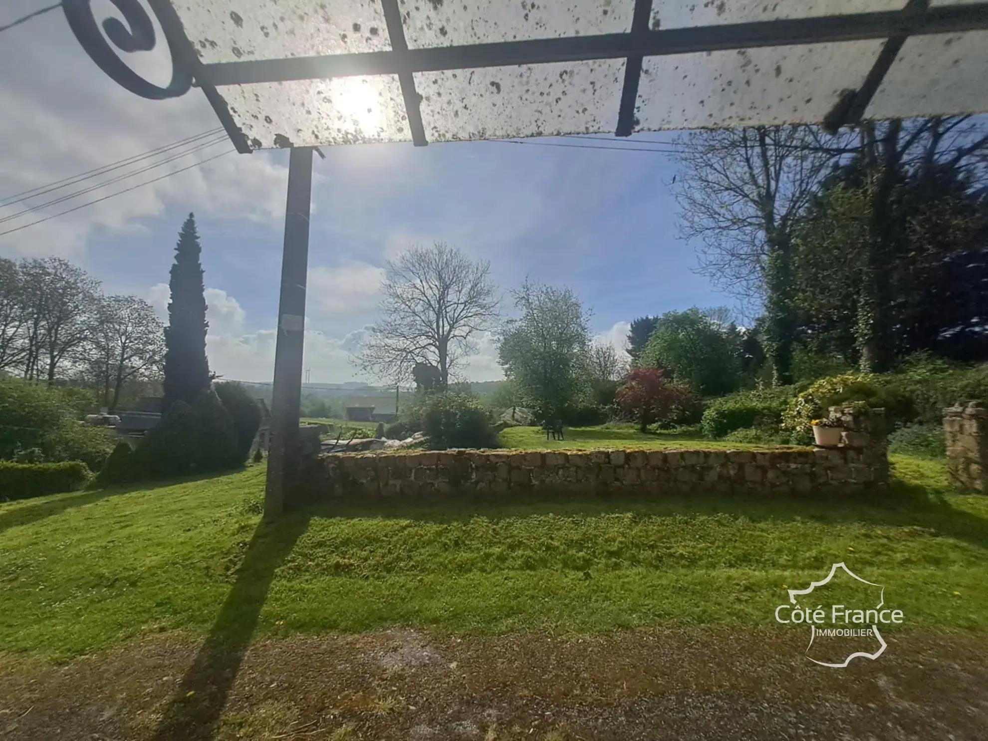 Belle maison typique de Thierache avec seconde bâtisse à Marfontaine 