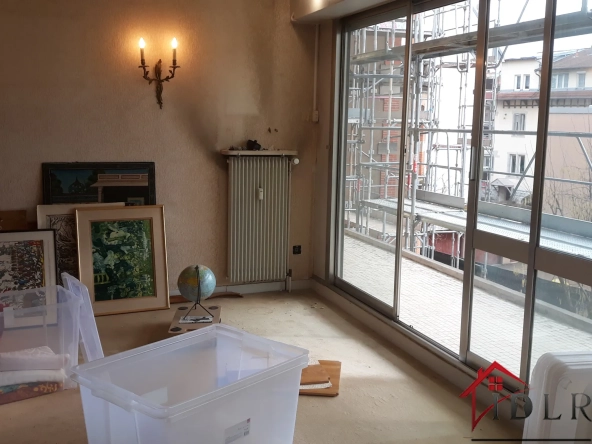 Appartement lumineux de 112 m² à Belfort avec garage et balcon - Secteur calme 