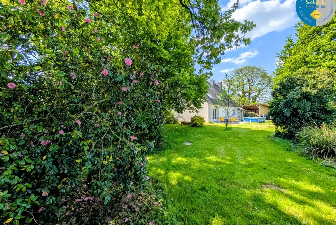 Belle maison de campagne de 106 m² avec terrain en Brocéliande 