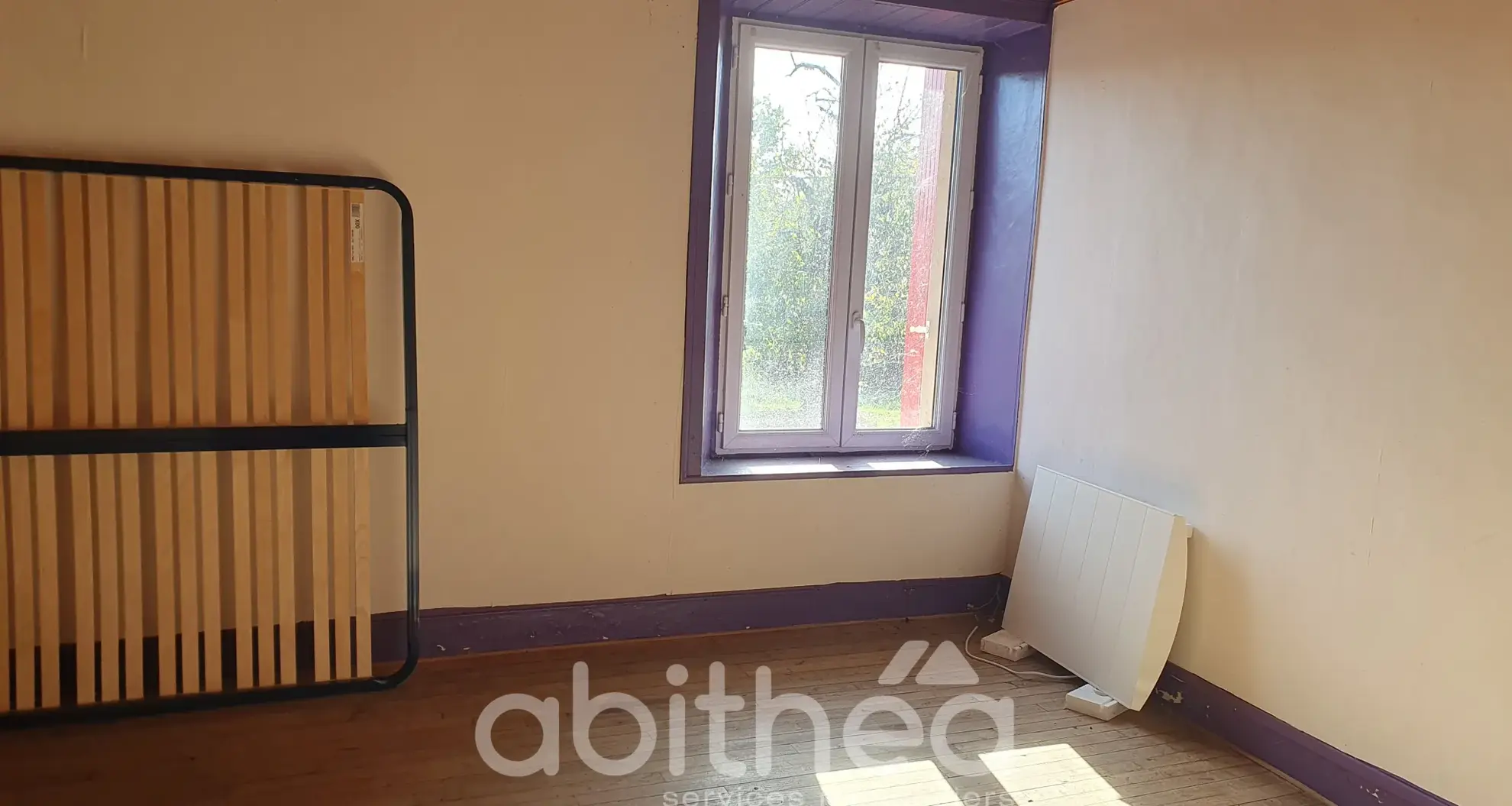 Maison en pierre à Cheronnac de 130 m² avec terrain de 220 m² à rénover 