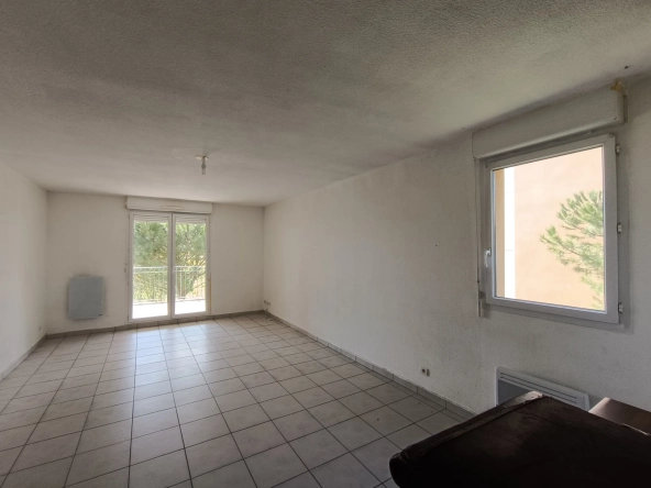 Appartement T3 de 63,5 m² avec terrasse et parking à Carcassonne 