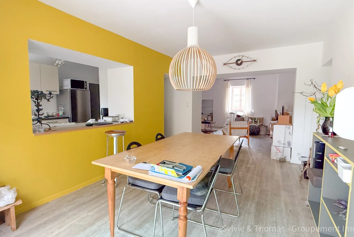 Maison de village à Caderousse avec jardin, 3 chambres, proche d’Orange et Avignon 