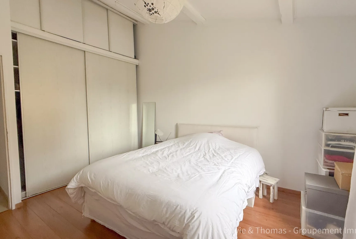 Maison de village à Caderousse avec jardin, 3 chambres, proche d’Orange et Avignon 