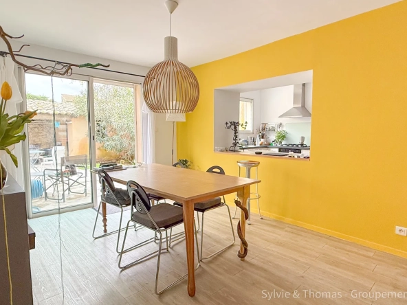Charmante maison de village à Caderousse avec jardin à vendre 
