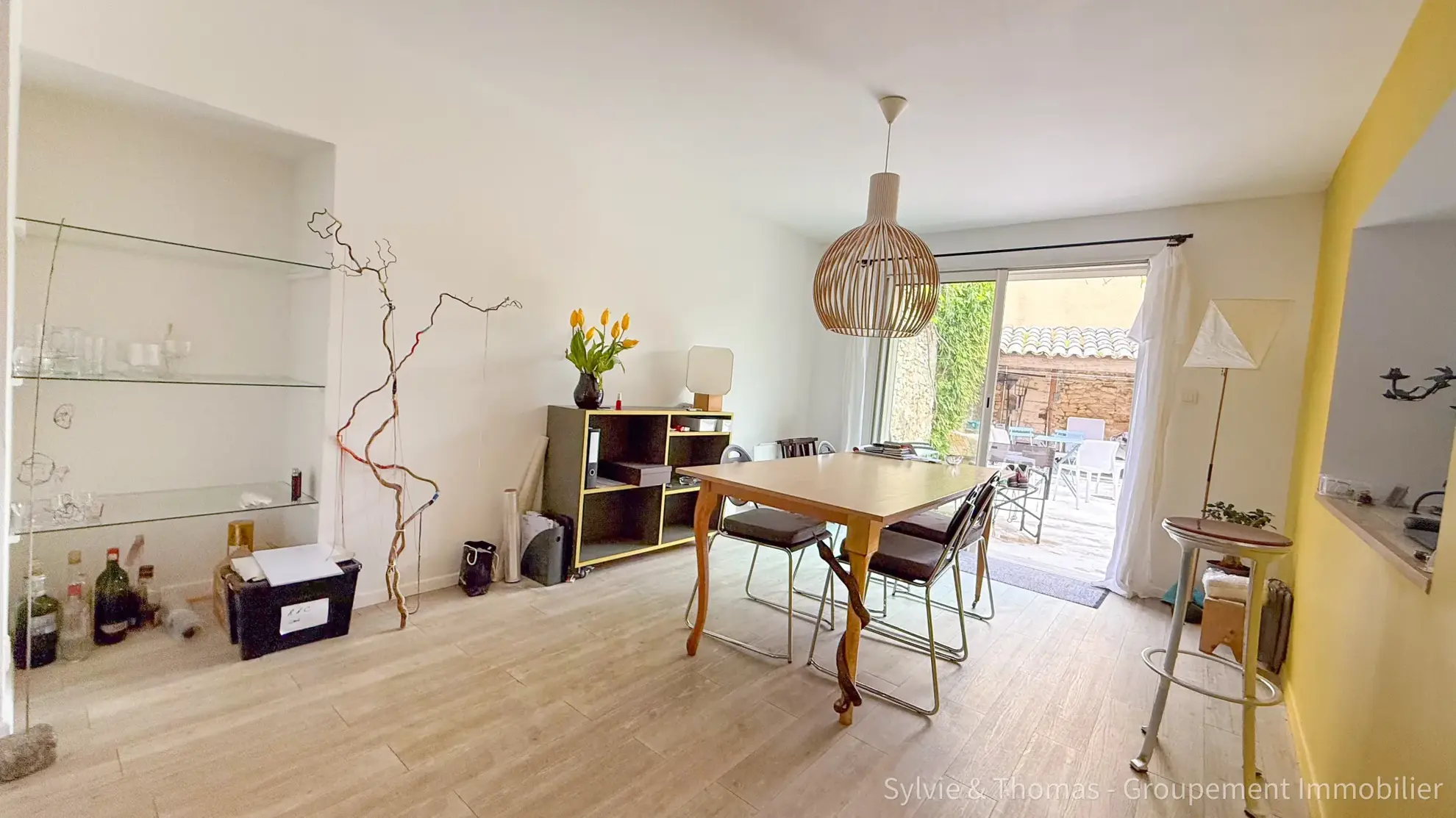 Maison de village à Caderousse avec jardin, 3 chambres, proche d’Orange et Avignon 