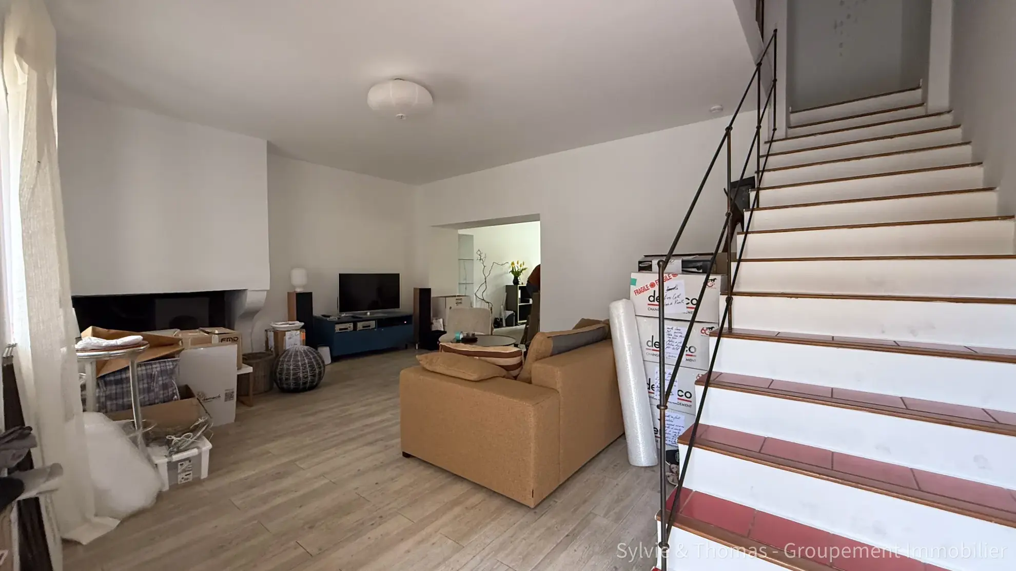 Maison de village à Caderousse avec jardin, 3 chambres, proche d’Orange et Avignon 