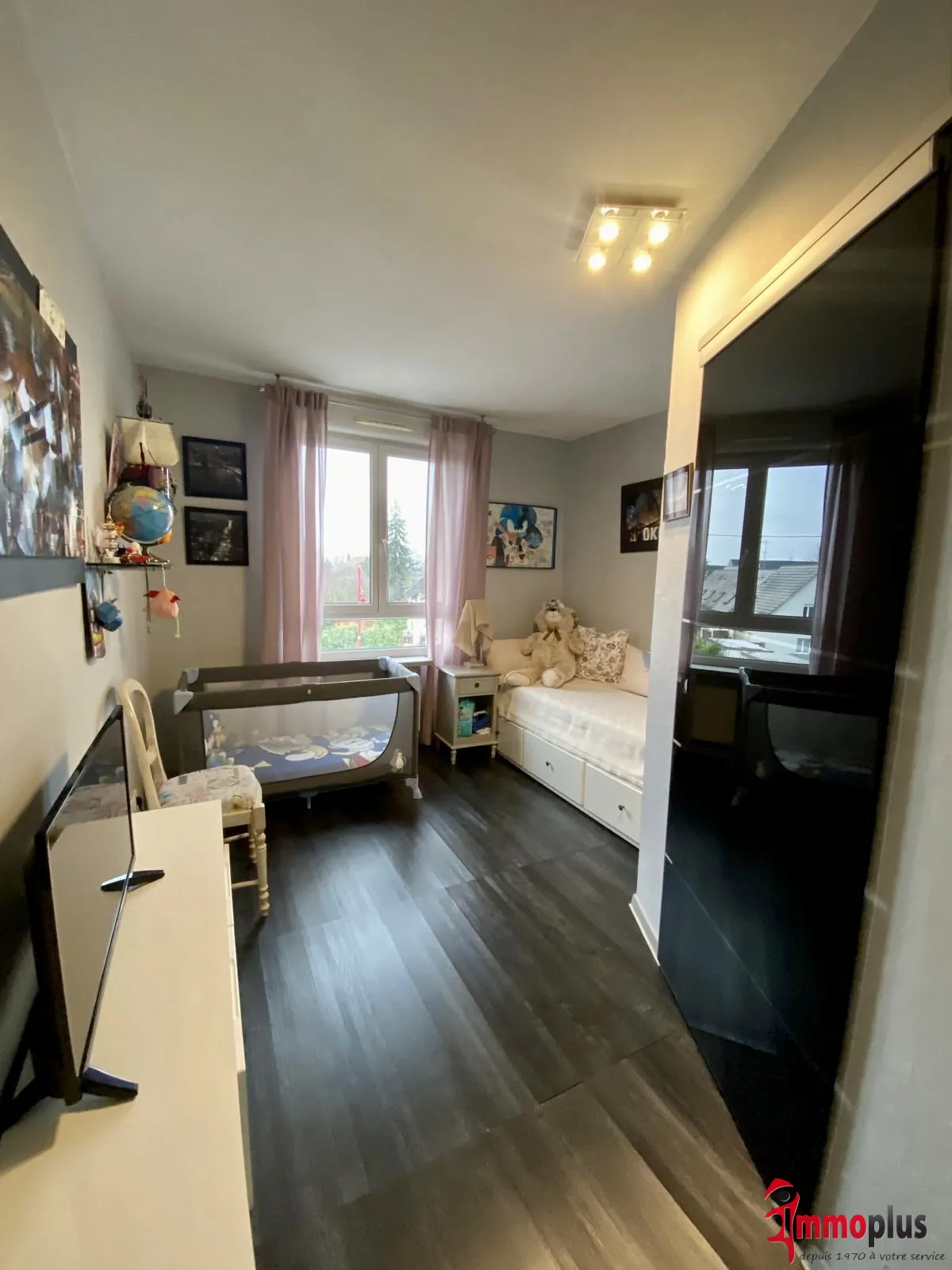 Appartement lumineux de 114m² avec terrasse et garage à Bartenheim 