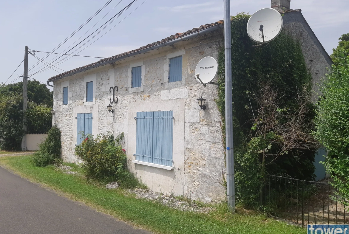 Maison à rénover de 115 m2 à Saint-Germain-du-Seudre proche Royan 