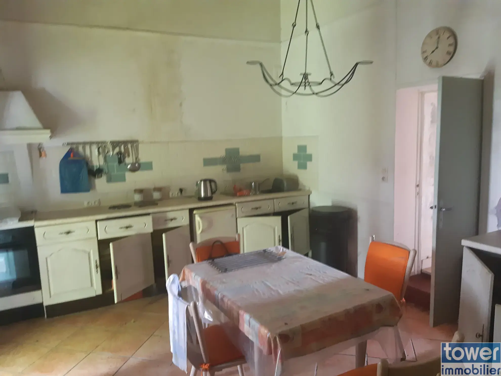 Maison à rénover de 115 m2 à Saint-Germain-du-Seudre proche Royan 