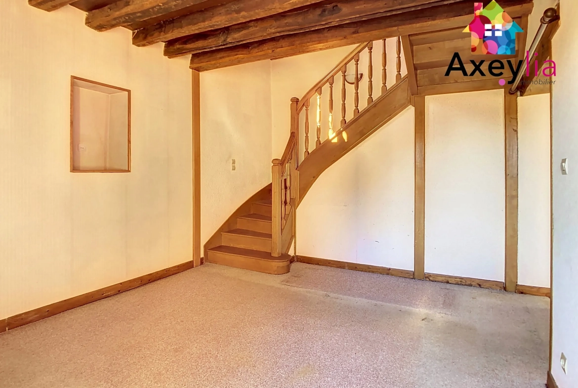 Maison de village à Saint-Agnan avec jardin et garage - 128 m² 