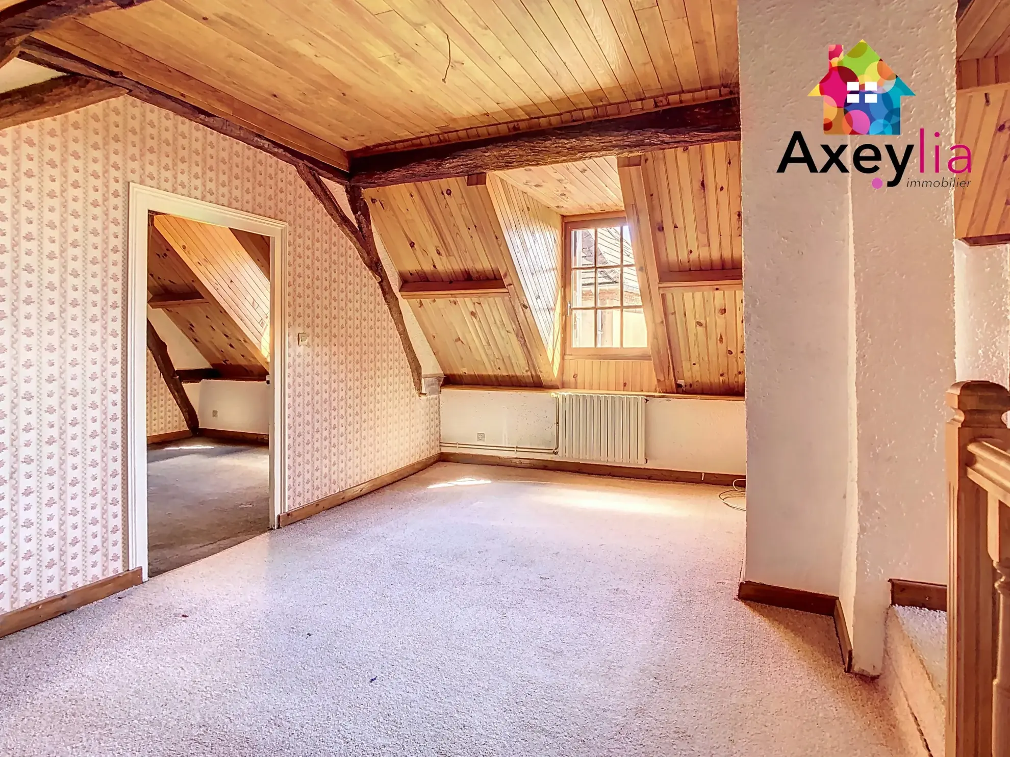 Maison de village à Saint-Agnan avec jardin et garage - 128 m² 