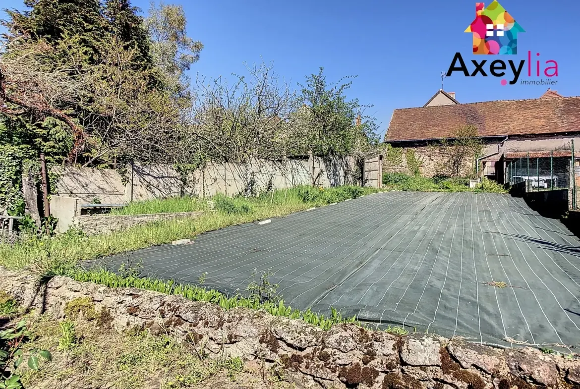 Maison de village à Saint-Agnan avec jardin et garage - 128 m² 