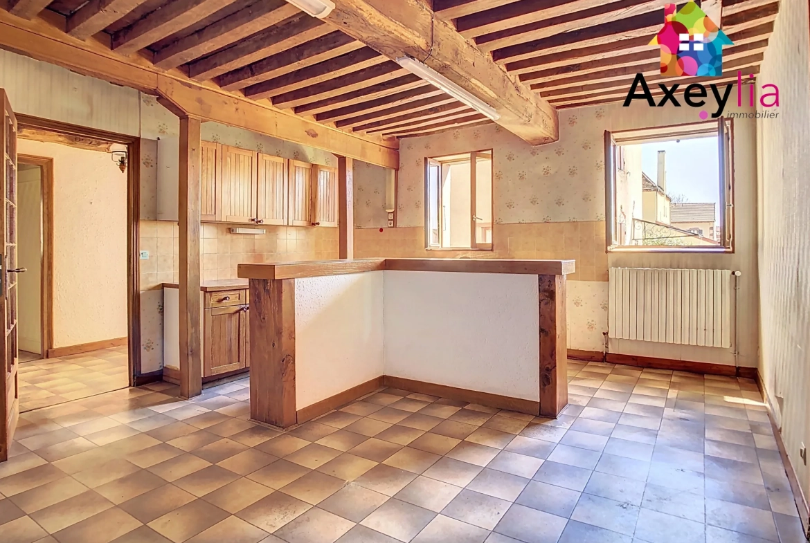 Maison de village à Saint-Agnan avec jardin et garage - 128 m² 