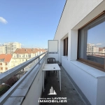 Spacieux appartement 5 pièces avec balcon au dernier étage à Metz Sablon
