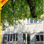 Maison de village en pierres à Saint-Symphorien avec garage et jardin