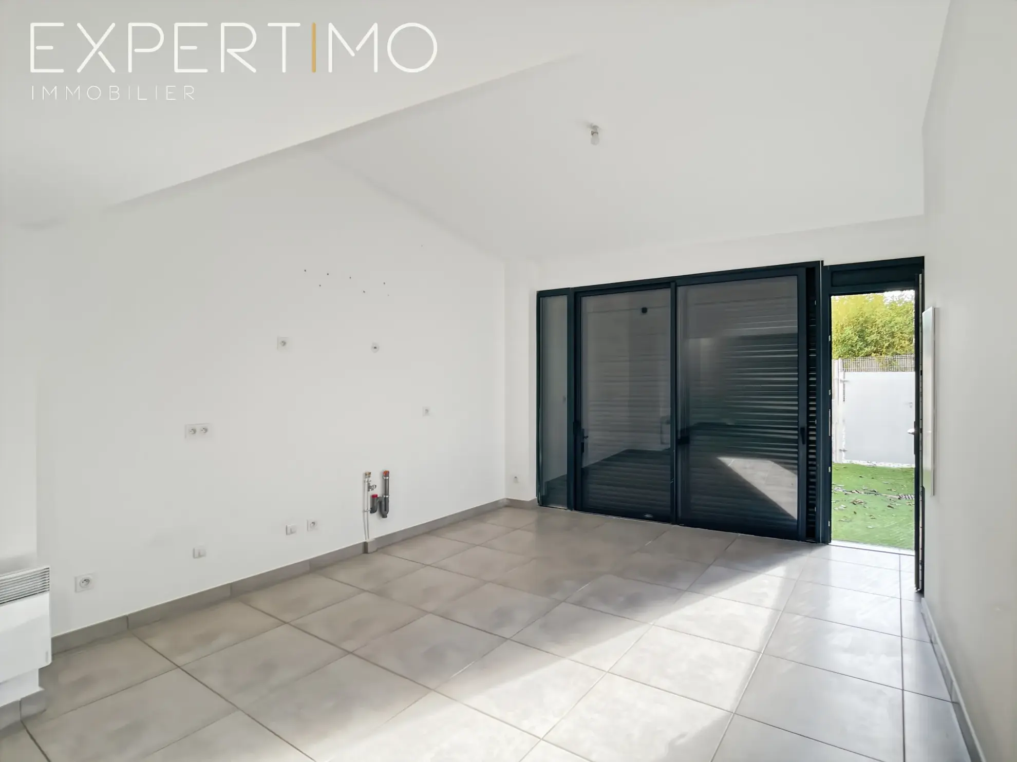 Appartement 56 m² avec extérieur dans mas rénové à Lattes, proximité A9 