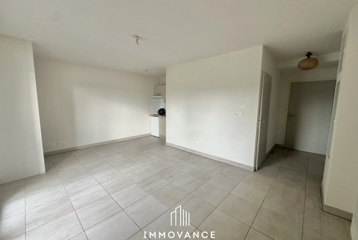 Achat d'un studio de 30 m2 avec terrasse à Montpellier, secteur Hôpitaux/Facultés 