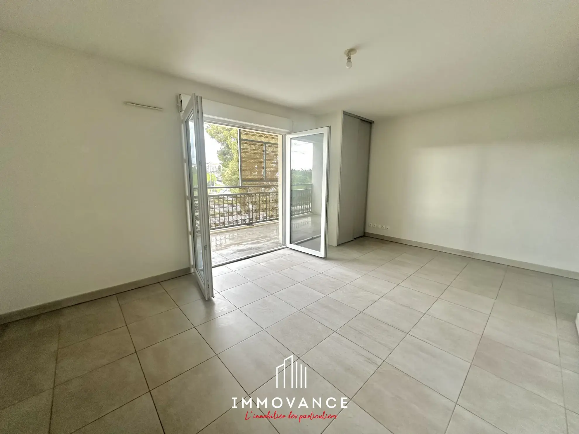 Achat d'un studio de 30 m2 avec terrasse à Montpellier, secteur Hôpitaux/Facultés 