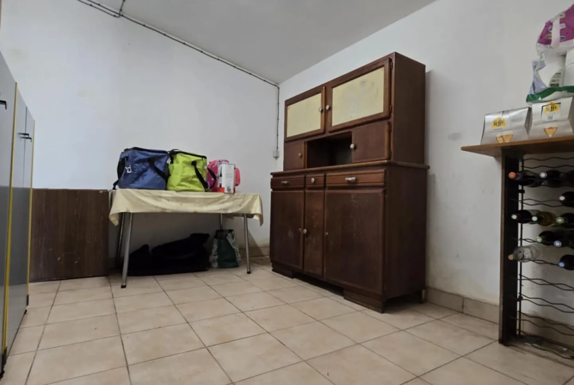 Maison de village à Guarbecque avec jardin, garage et dépendances - Opportunité rénovation 
