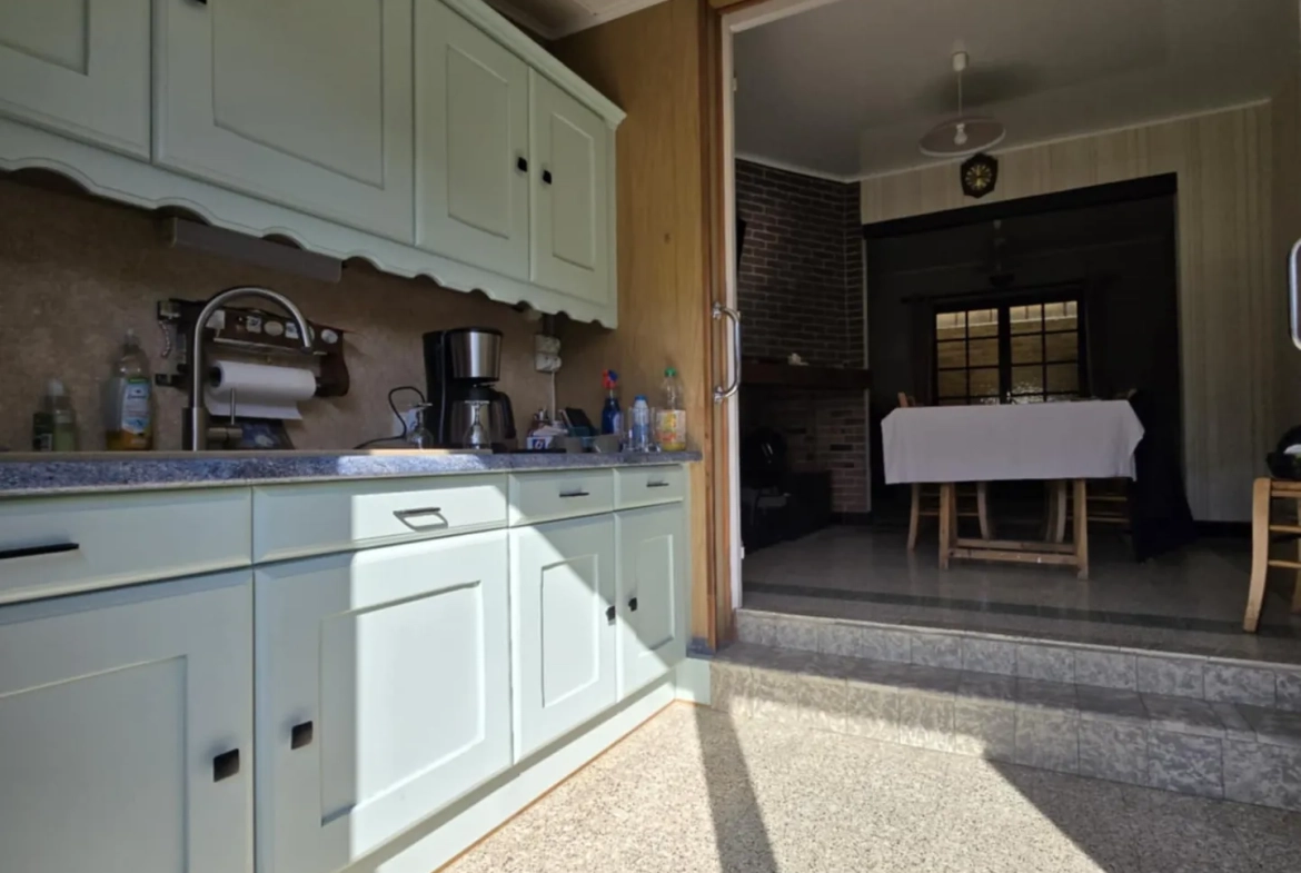Maison de village à Guarbecque avec jardin, garage et dépendances - Opportunité rénovation 
