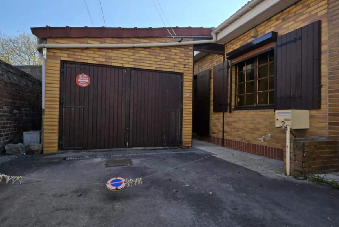 Maison de village à Guarbecque avec jardin, garage et dépendances - Opportunité rénovation 