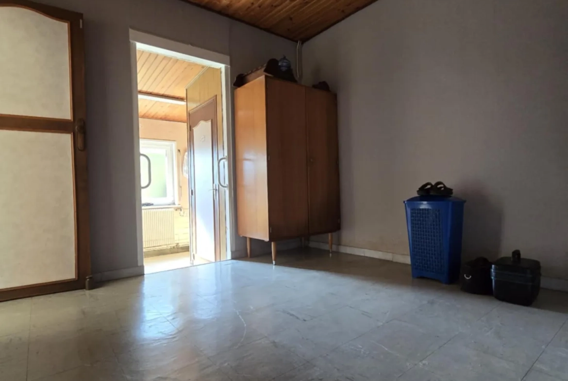Maison de village à Guarbecque avec jardin, garage et dépendances - Opportunité rénovation 