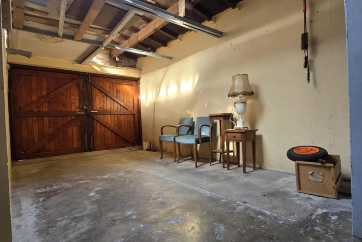 Maison de village à Guarbecque avec jardin, garage et dépendances - Opportunité rénovation 