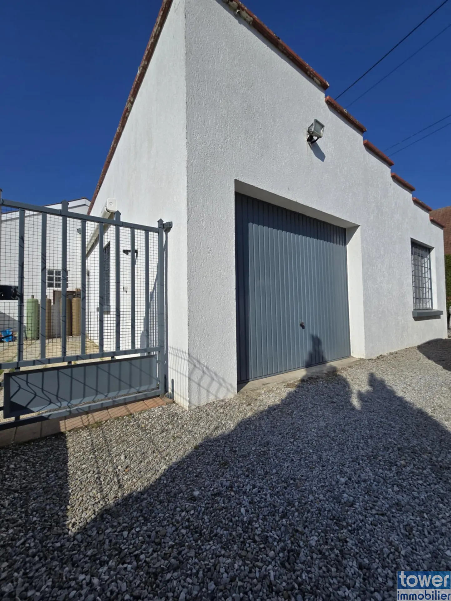 Maison de village à Guarbecque avec jardin, garage et dépendances - Opportunité rénovation 