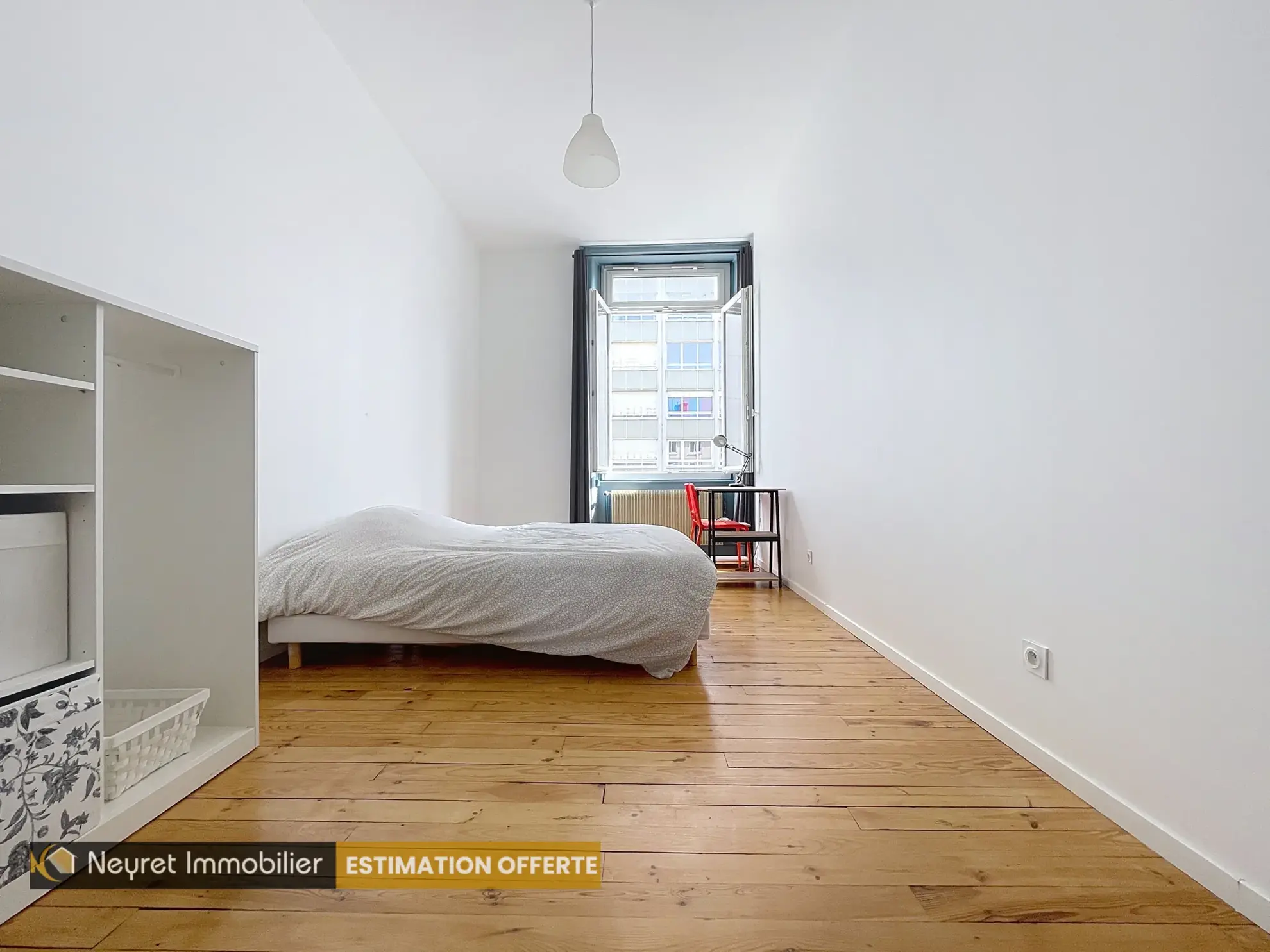 Appartement spacieux T6 proche du centre-ville de Saint-Étienne 