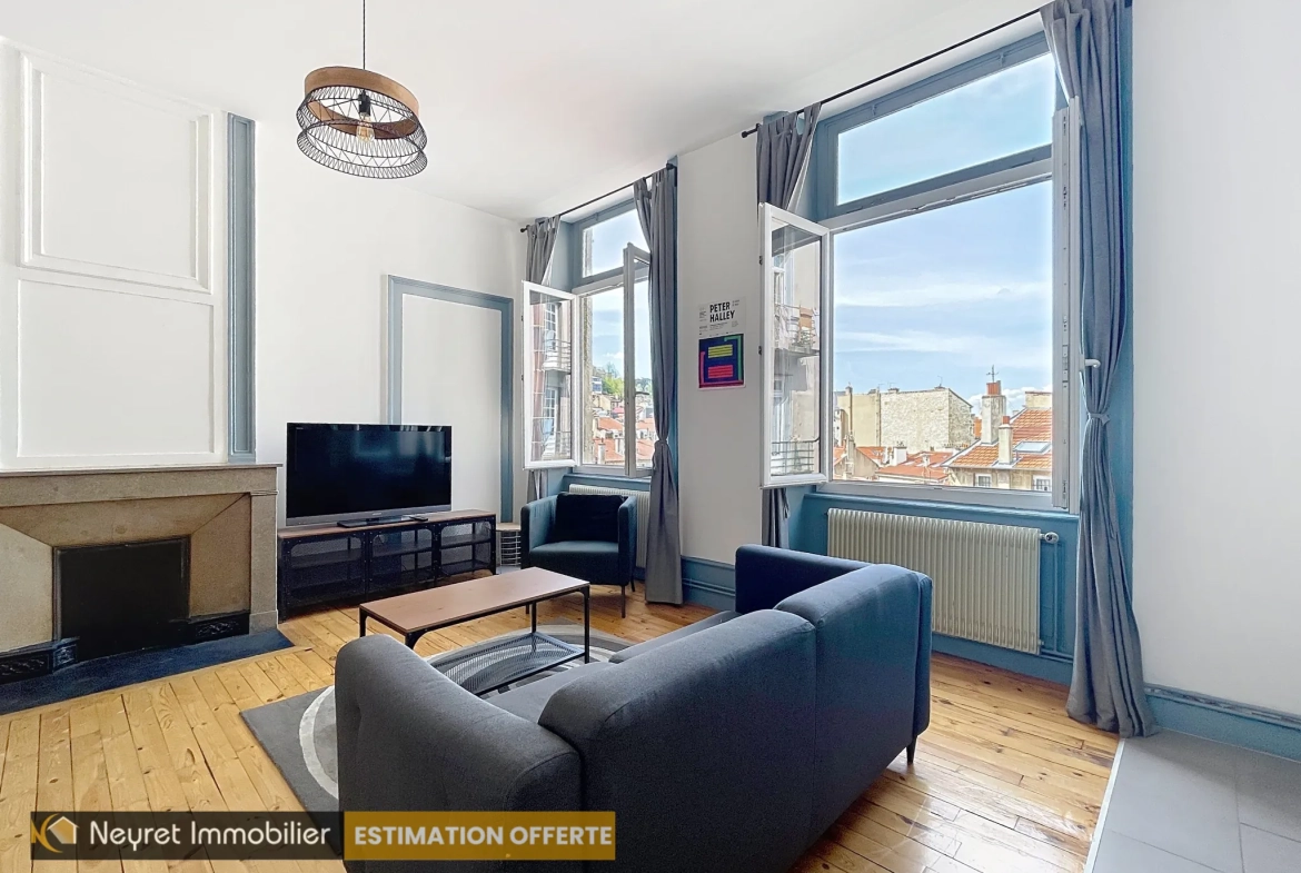 Appartement spacieux T6 proche du centre-ville de Saint-Étienne 