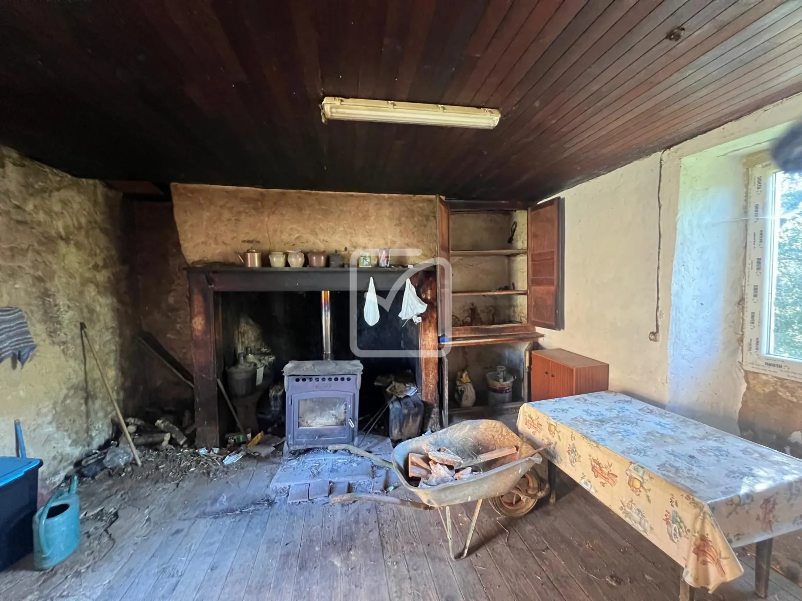 Corps de Ferme à Rénover avec Potentiel à Sarlat, Dordogne 