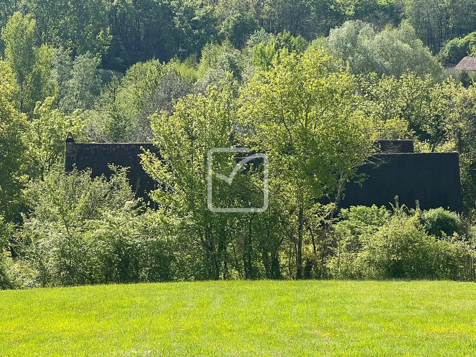 Corps de Ferme à Rénover avec Potentiel à Sarlat, Dordogne 