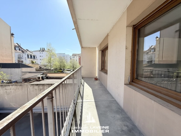 À vendre appartement 3 pièces avec balcon, garage à Metz Queuleu 