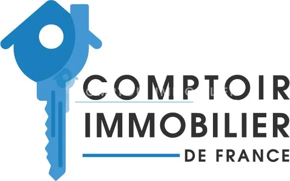 Ancien bâtiment à Ruoms de 310 m² avec permis de transformation en logement 