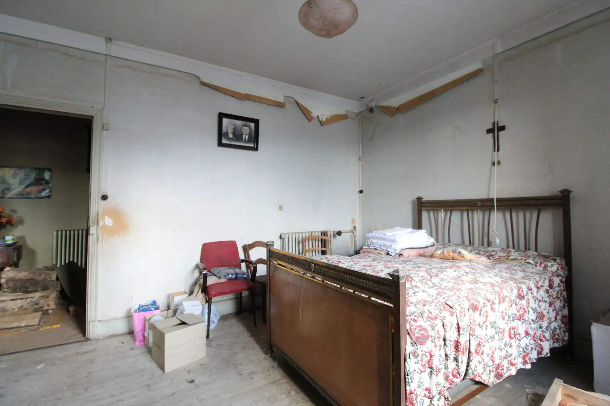 Maison avec appartement, local commercial et terrain à Saint-Affrique – Potentiel et emplacement idéal 