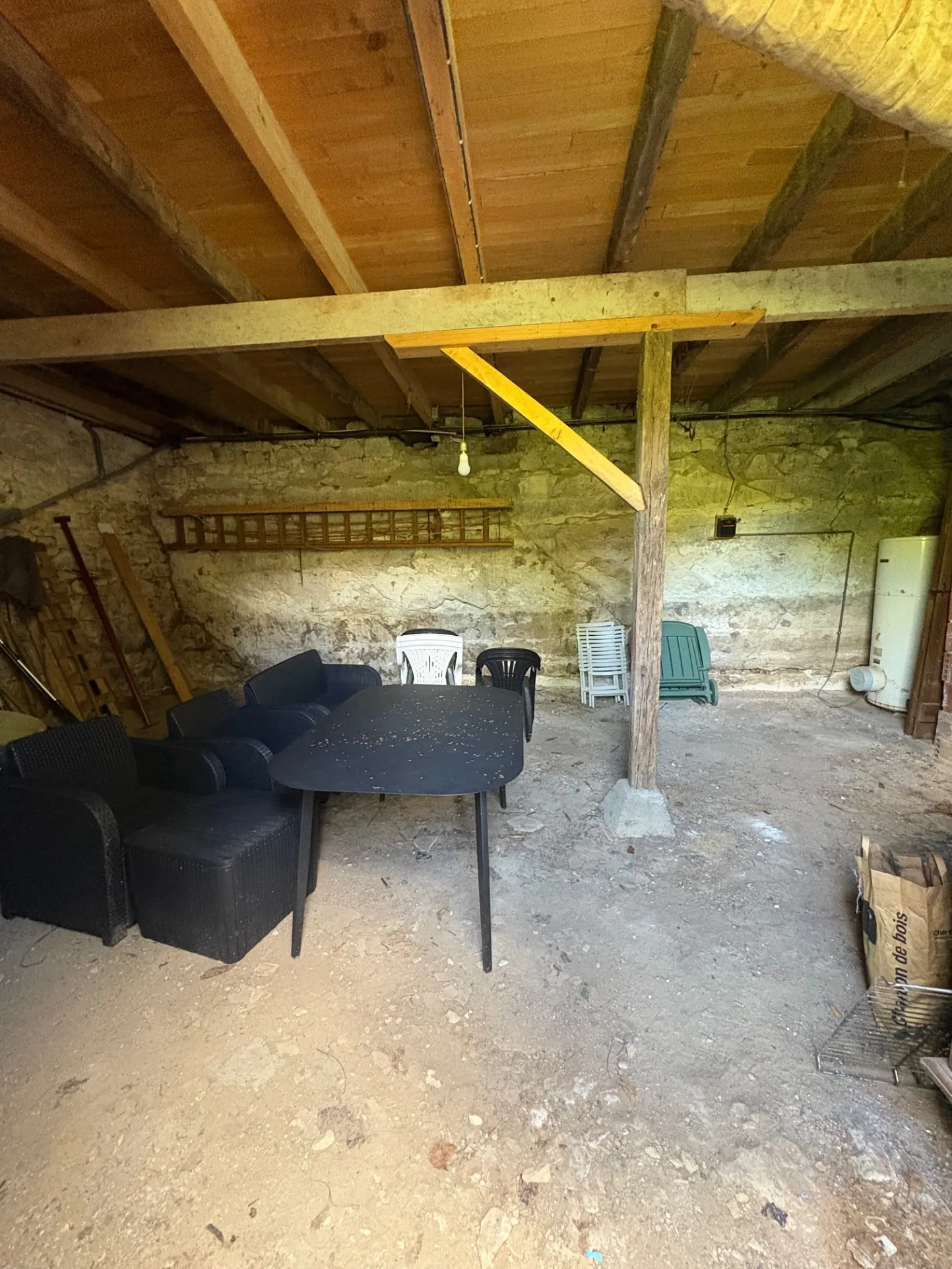 Charmante maison en pierre avec grand terrain dans le Lot (46) 