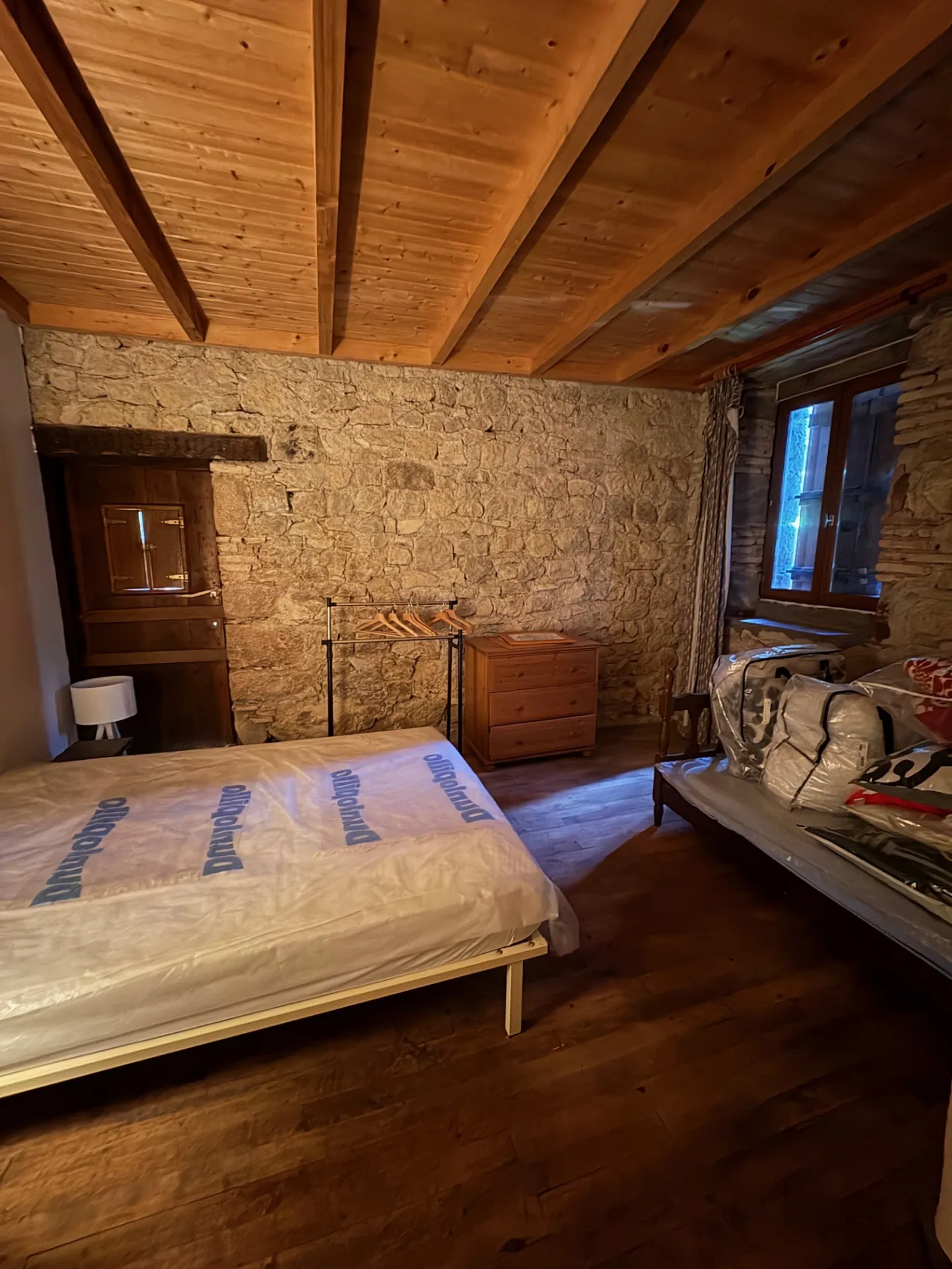 Charmante maison en pierre avec grand terrain dans le Lot (46) 