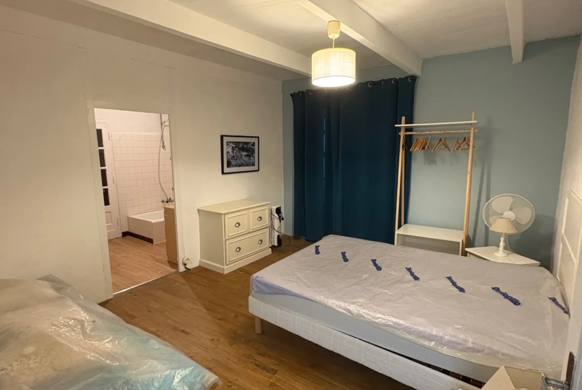 Charmante maison en pierre avec grand terrain dans le Lot (46) 