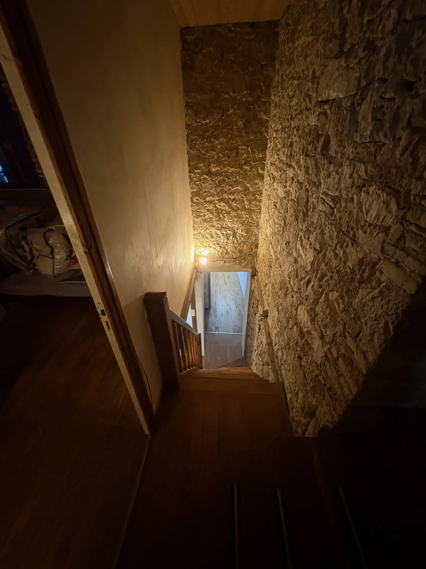 Charmante maison en pierre avec grand terrain dans le Lot (46) 