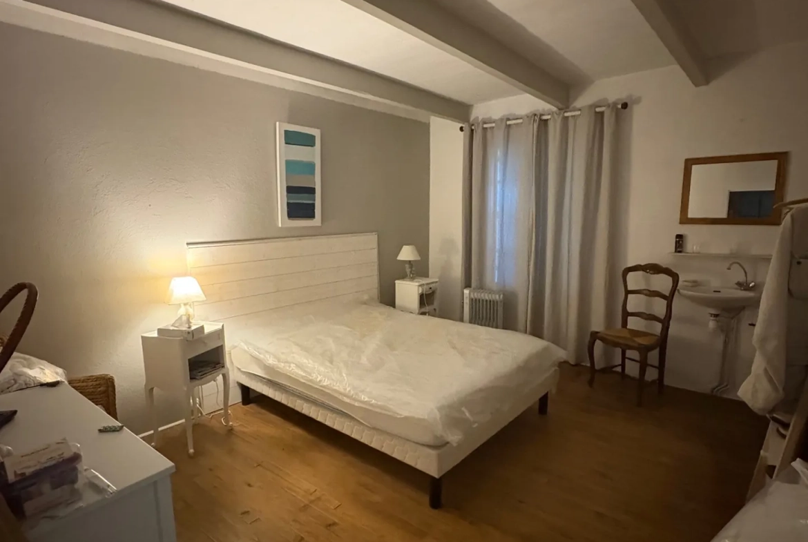 Charmante maison en pierre avec grand terrain dans le Lot (46) 