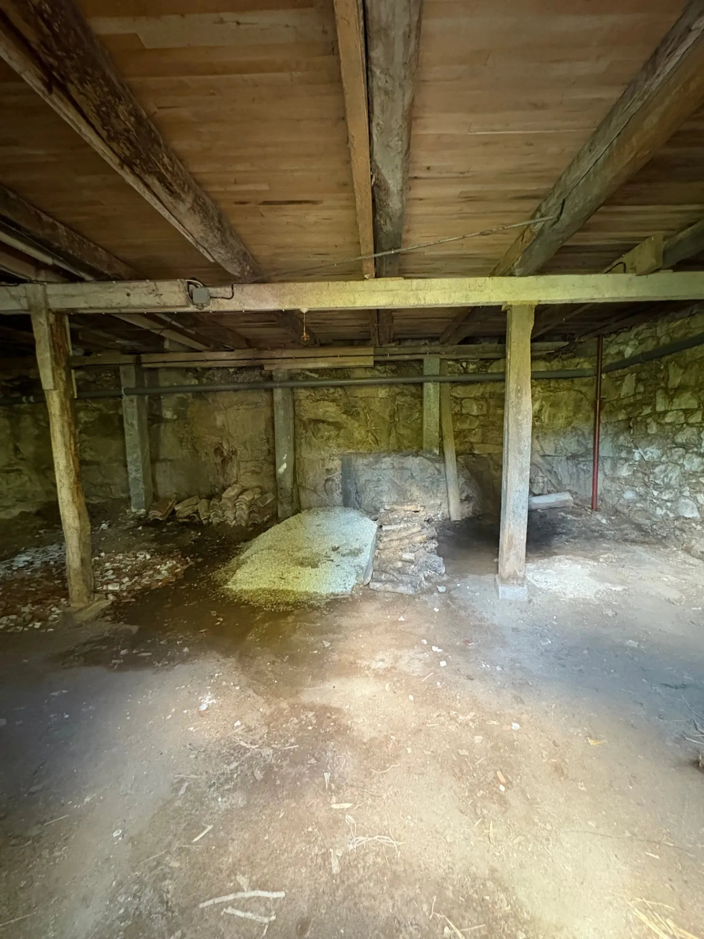 Charmante maison en pierre avec grand terrain dans le Lot (46) 