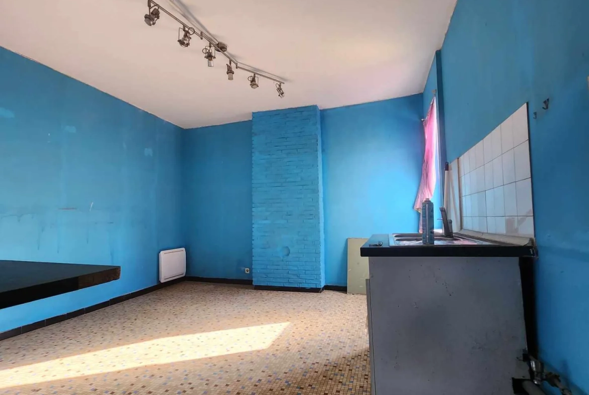 Maison à Auchel de 85 m² avec cour, idéale pour investissement ou première acquisition 