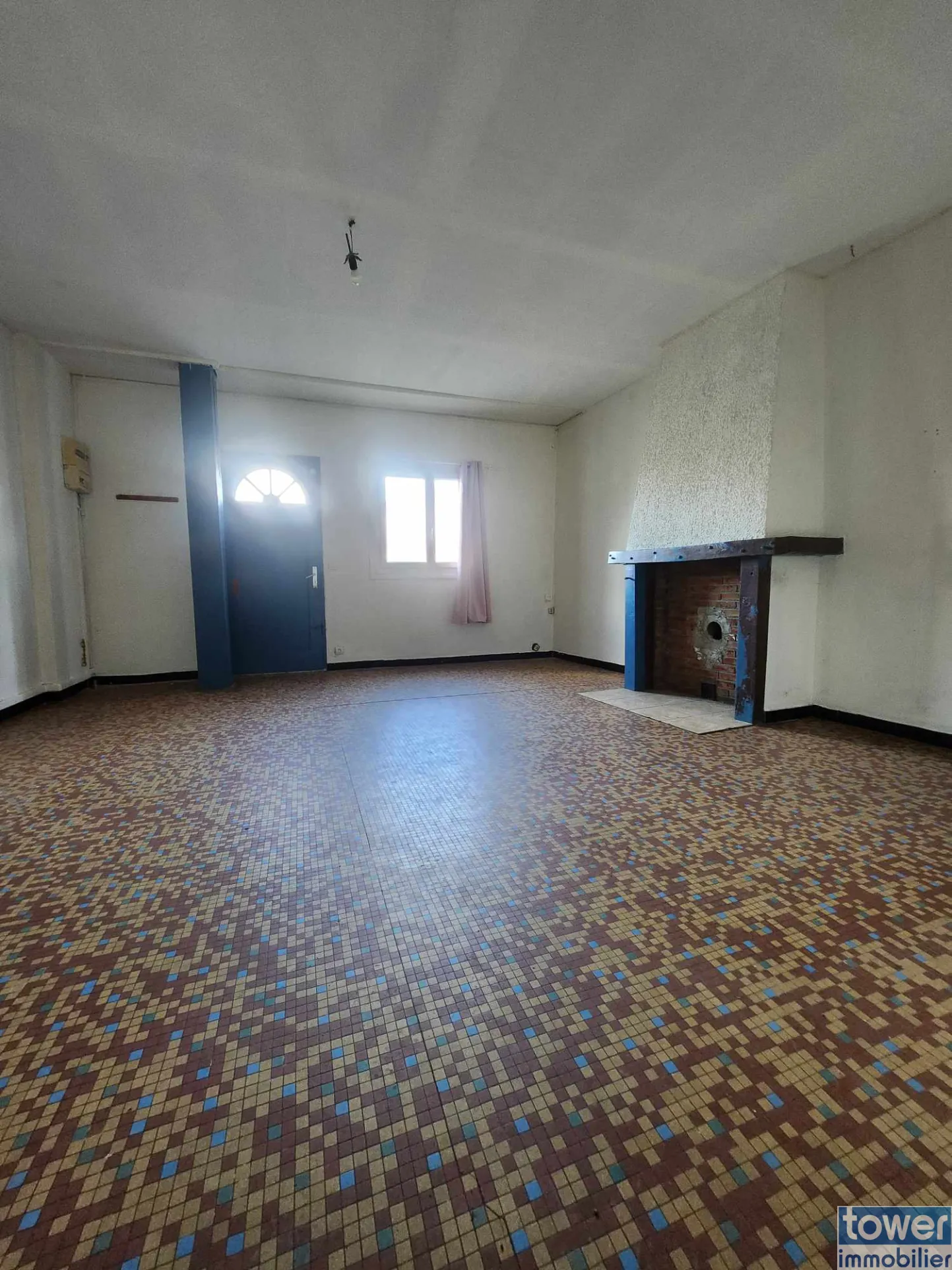 Maison à Auchel de 85 m² avec cour, idéale pour investissement ou première acquisition 