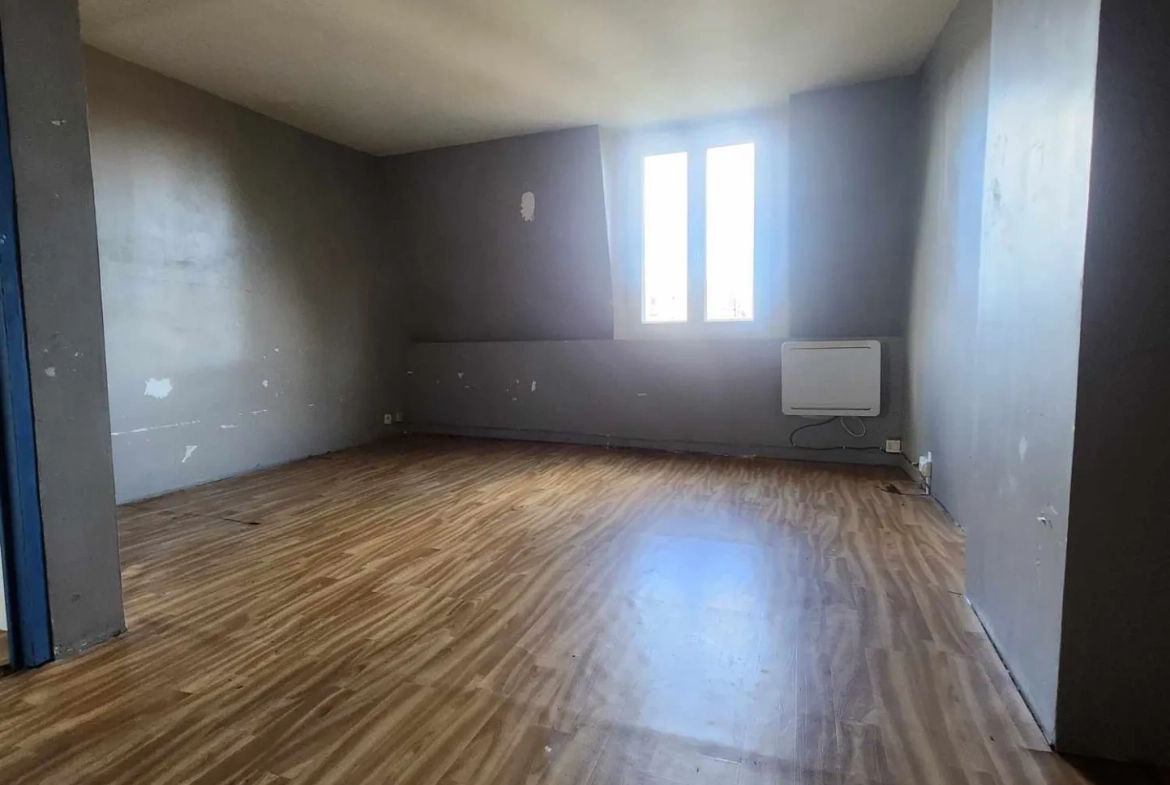 Maison à Auchel de 85 m² avec cour, idéale pour investissement ou première acquisition 