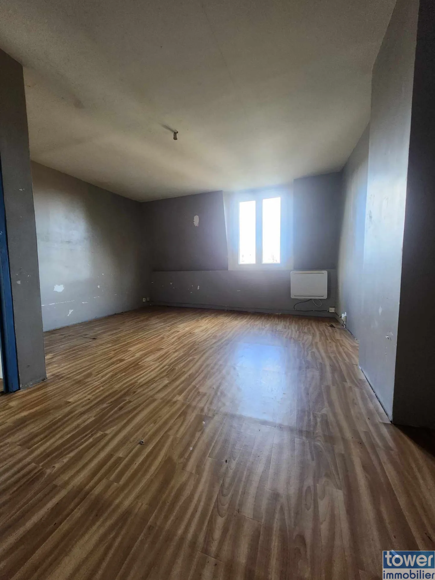 Maison à Auchel de 85 m² avec cour, idéale pour investissement ou première acquisition 