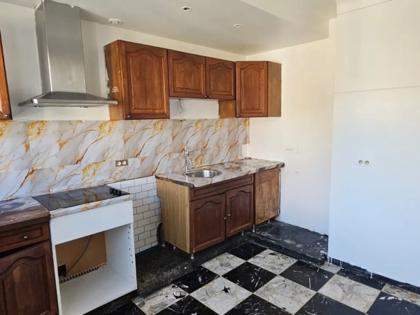 Appartement T4 à rénover de 81,52 m² aux Pavillons-sous-Bois – Potentiel et calme 
