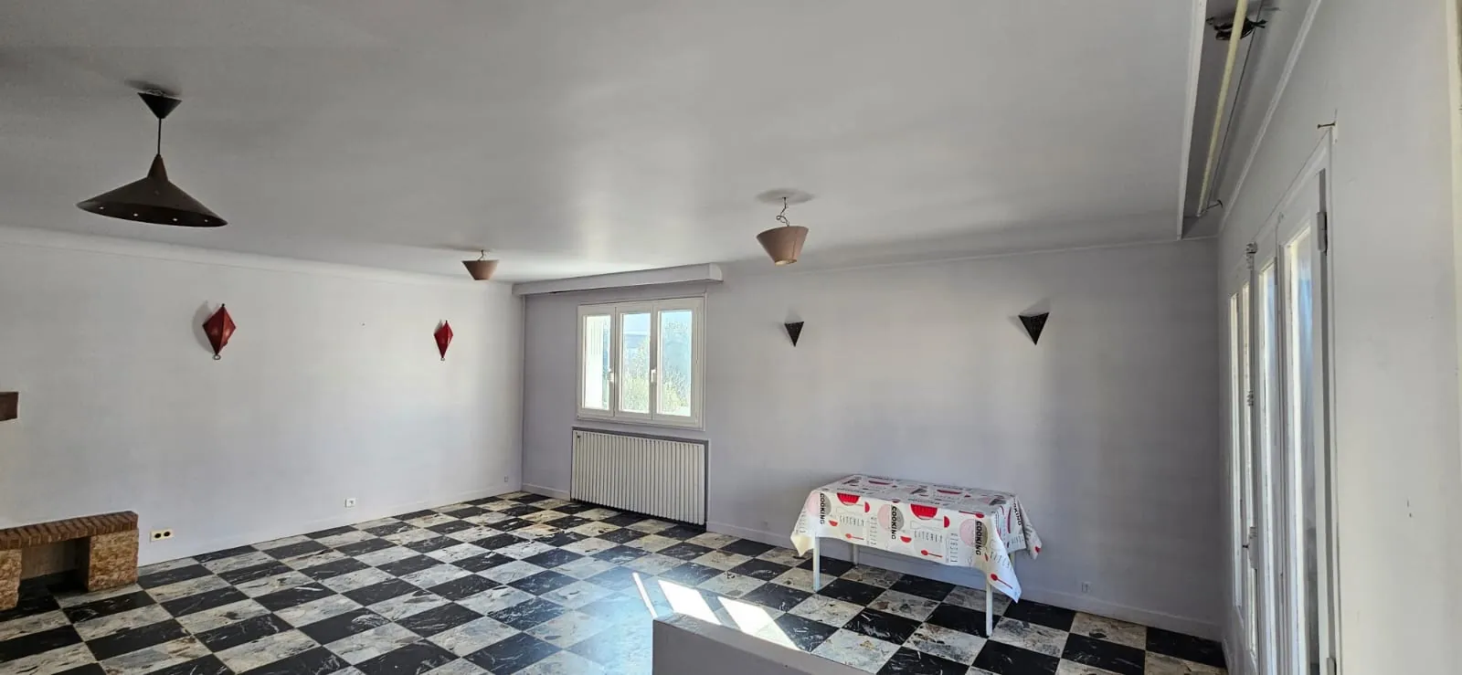 Appartement T4 à rénover de 81,52 m² aux Pavillons-sous-Bois – Potentiel et calme 